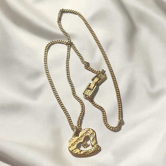 VINTAGE GIVENCHY HEART NECKLACE w/ DIAMOND - Picture 1 of 3